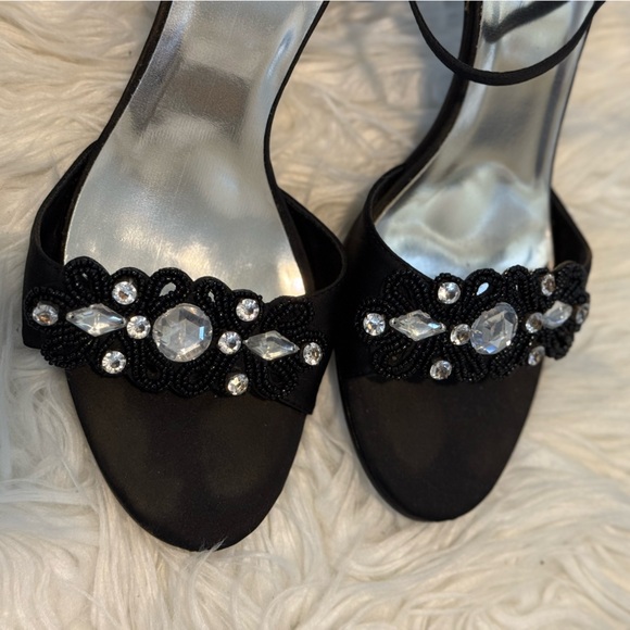 Palovio Beaded Heels - Picture 10 of 12